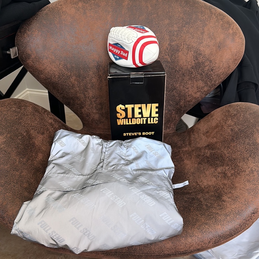 Limited Edition Full Send Reflective Pull Over, H… - image 3